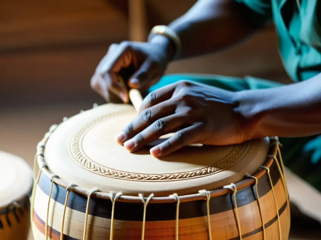 Un artesano habilidoso da vida a un dholak desde cero, resaltando la historia y construcción del dholak con su destreza y precisión