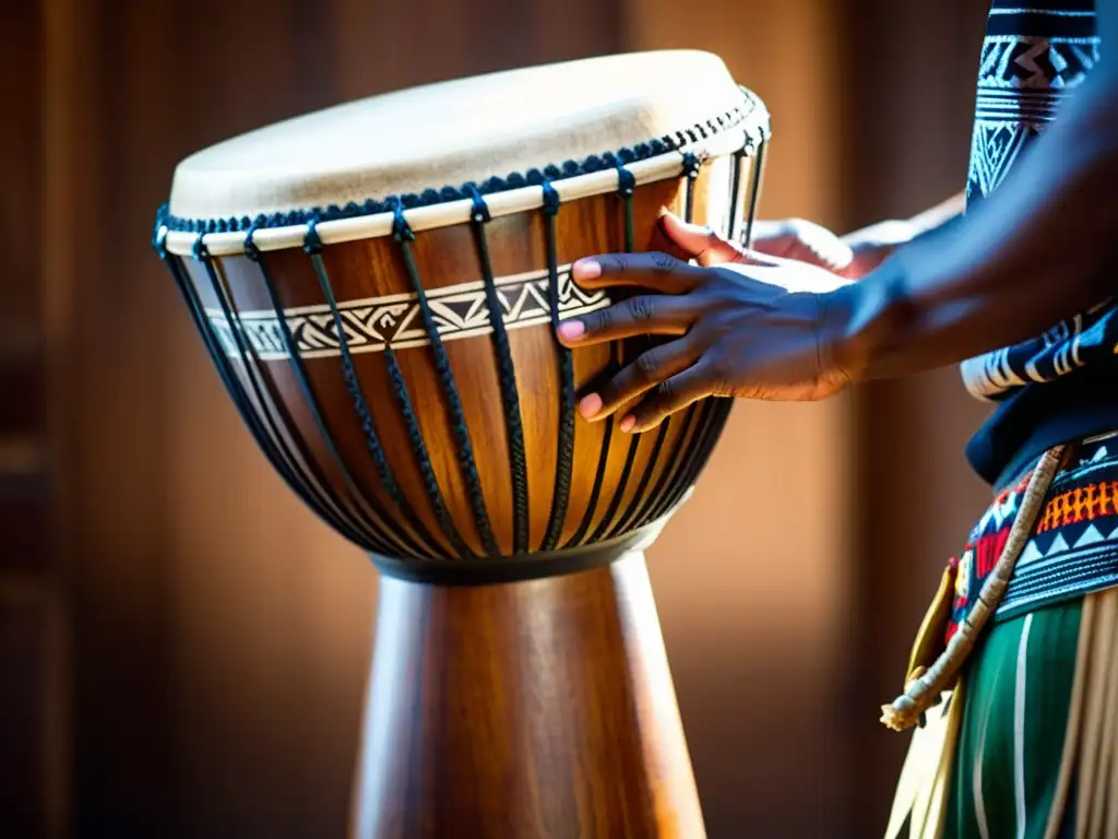 Un djembe africano tallado, tocado con pasión