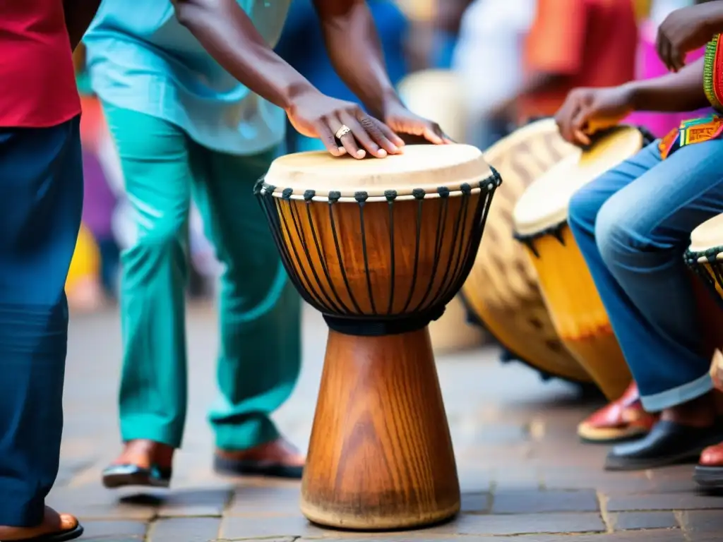 Imagen de un djembé africano siendo tocado en un bullicioso mercado, reflejando la influencia africana en la música contemporánea