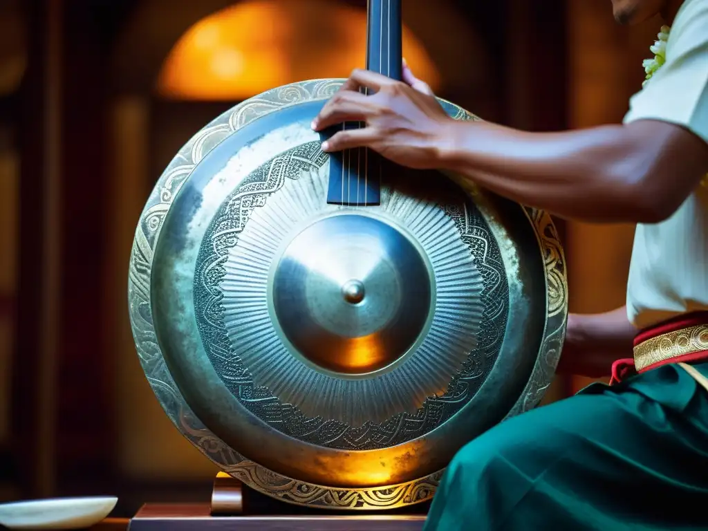 Un músico tradicional filipino toca el gong agung, mostrando la artesanía y la energía del sonido ancestral del gong agung